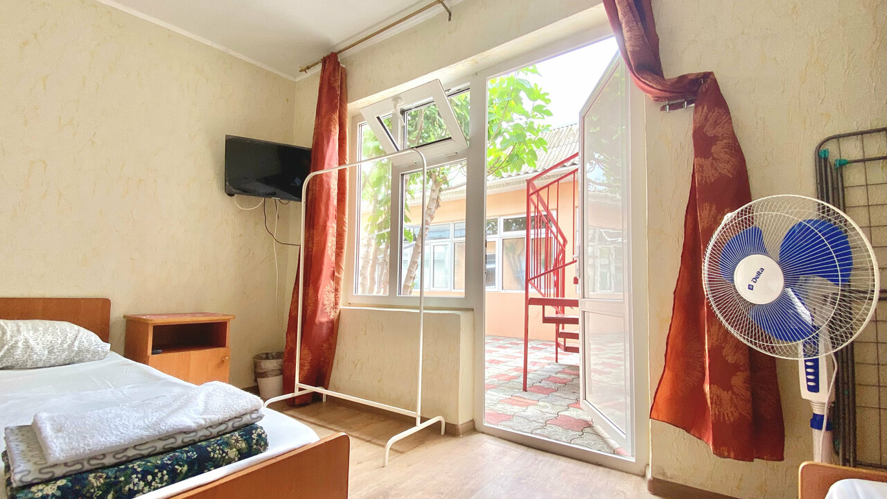 Гостиница Арина Витязево