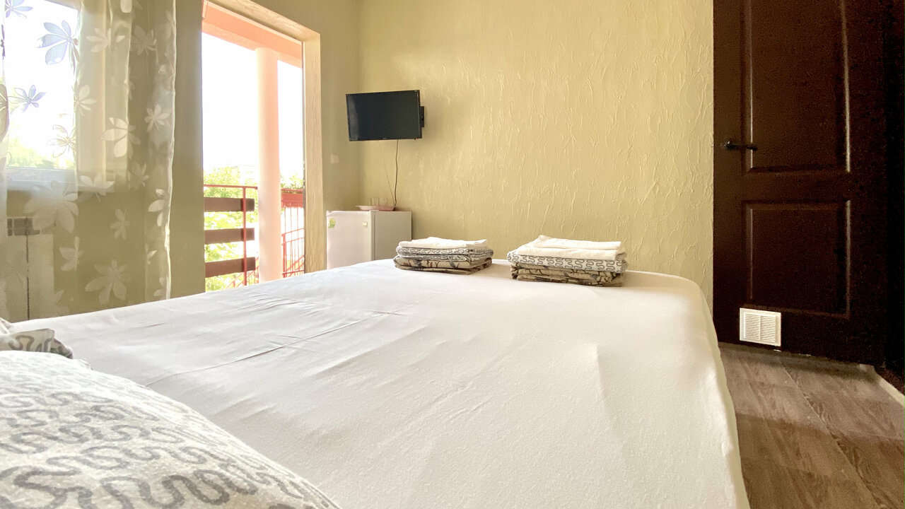 Гостиница Арина Витязево