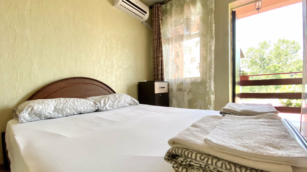 Гостиница Арина Витязево