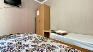 Гостиница Arina Витязево Двухместный номер эконом-класса с 2 отдельными кроватями-6